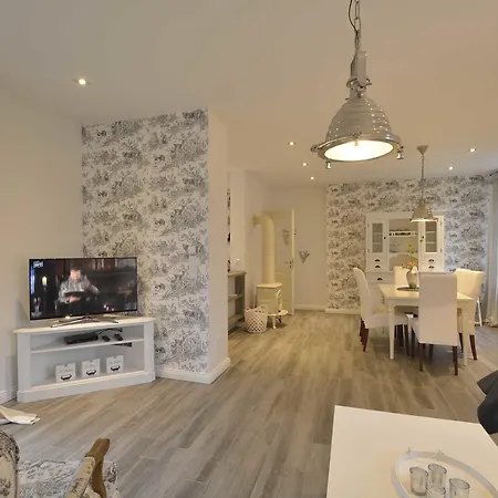 Lenzhus Apartamento